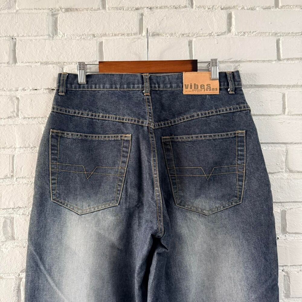 Vintage Vibes Baggy Faded Embroidered Denim Jeans Southpole Style Y2K 34 x 34